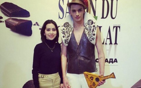 В Москве представили костюм из шоколада, сделанный в Кирове