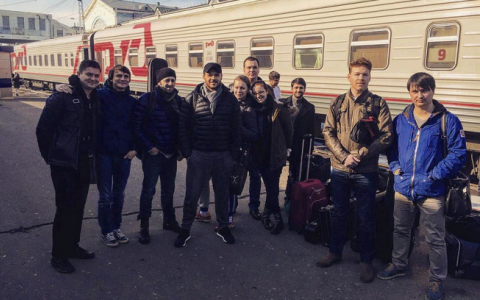 Певец Эмин опубликовал фото с кировского вокзала