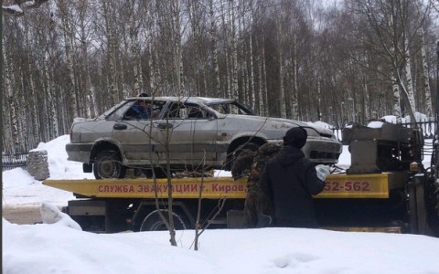 В Кирове на улице Монтажников перевернулась «Лада»