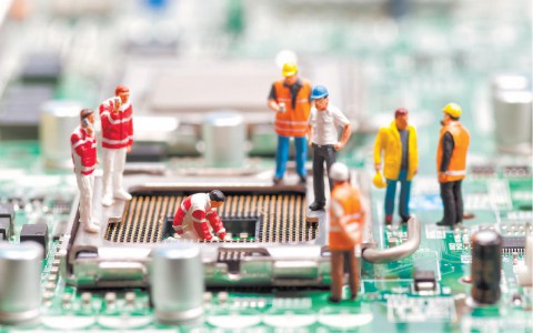 Бесплатная диагностика и качественный ремонт: где получить оперативную помощь с компьютером?