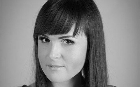 В Кирове простились с погибшей в ДТП 29-летней девушкой