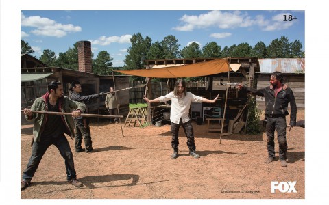 Выиграй два билета на финал сезона сериала «Ходячие мертвецы» до премьеры в России