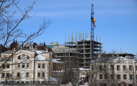 В историческом центре Кирова вместо пятиэтажки возводят дом выше девяти этажей