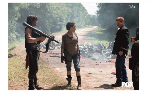 Выиграй два билета на финал сезона сериала «Ходячие мертвецы» до премьеры в России