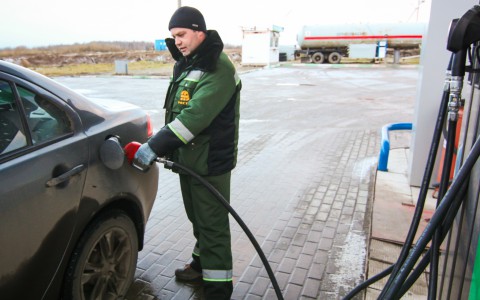 Из-за роста акцизов бензин в Кирове может подорожать на восемь процентов