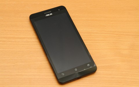 Кировчанин из-за вируса на телефоне лишился 150 000 рублей