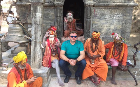 Никита Белых в отпуске: губернатор доехал до Катманду