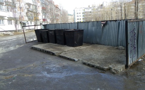 В Кирове снова объявился пироман, который массово поджигает мусорные баки