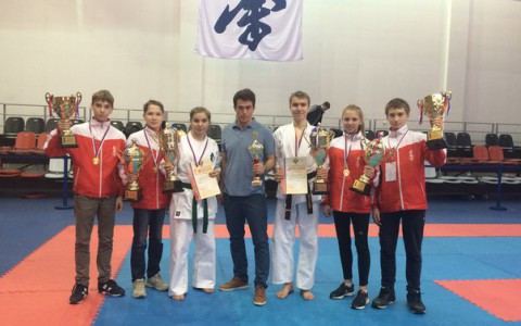 Восемь кировских каратистов стали лучшими на первенстве и чемпионате России