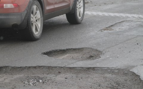 Кировские дороги признали не самыми худшими в стране