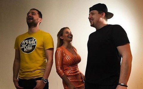 Сколько стоит концерт группы "Роднополисы" и какие у музыкантов требования к номерам и еде?