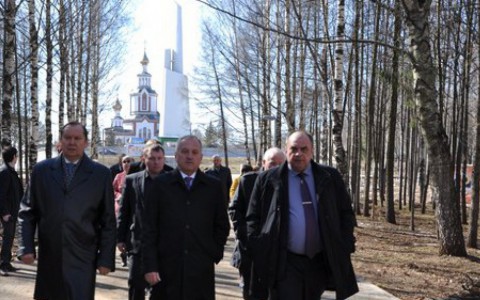 Кировский областной суд отменил решение о продаже земли в парке Победы