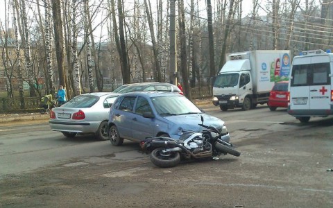 В Кирове «Лада Калина» сбила мотоциклиста на Yamaha