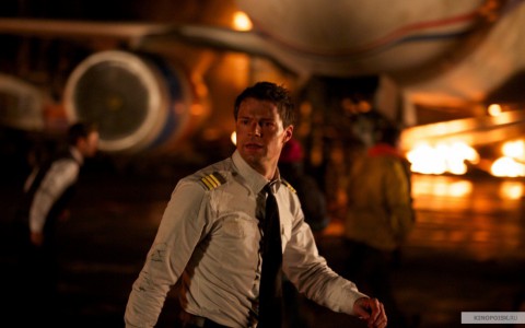 Топ кино на выходные: «Экипаж» и «Гамлет»