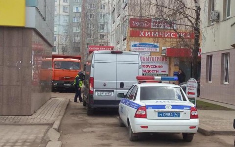 На Воровского водитель фургона насмерть сбил женщину, двигаясь задним ходом