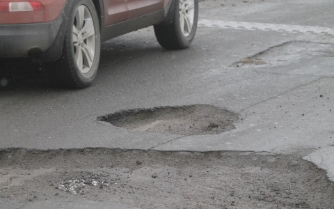 На строительство сельских дорог в Кировской области выделено более 200 миллионов рублей