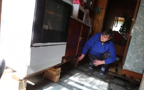 Жители Вересников: «Ущерб за испорченную технику и мебель нам никто не возместит»