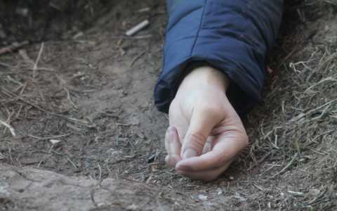 В Кировской области на берегу реки найдено тело мужчины