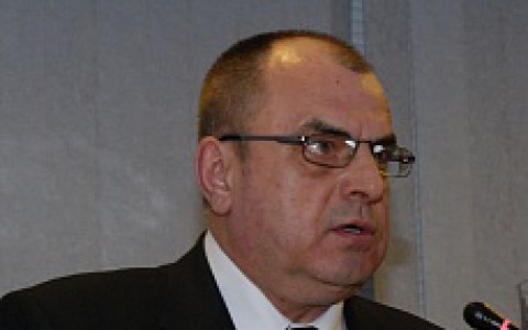 Александр Перескоков поручил очистить подтопленные территории от мусора