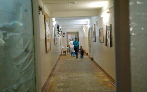 В Кировской области 8-летний мальчик получил ожоги, разжигая костер бензином