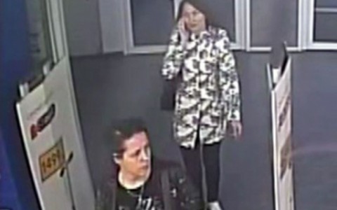 Видео: кировчанки украли одежду в "Спортмастере"