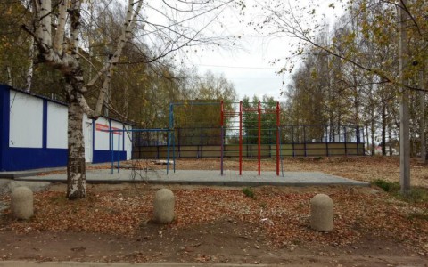 В Радужном умер школьник: на детской площадке он играл в «собачий кайф»