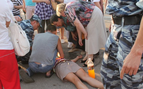 Из-за жары в Кирове люди падают в обморок, а растения цветут раньше срока