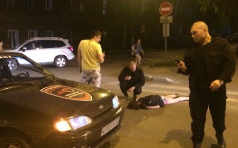 В центре Кирова водитель «ВАЗа» сбил велосипедистку: девушка получила тяжелые травмы