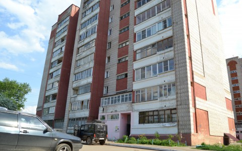 Жители: «Управляющую компанию менять  не хотим»