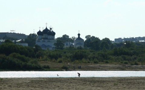 В Кирове на берегу Вятки нашли бутылку с запиской эротического содержания