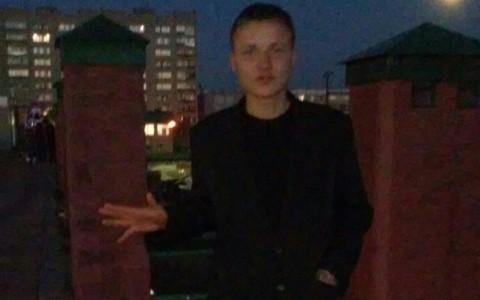 Друзья рассказали о 23-летнем парне, который покончил с собой в подъезде дома на Левитана