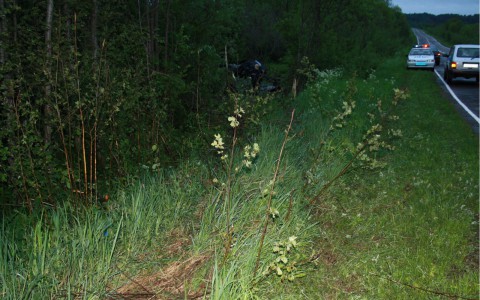 В Кировской области улетела в кювет и перевернулась "Лада": погибла 25-летняя пассажирка