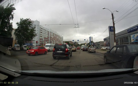 На Московской столкнулись «скорая» и внедорожник: пострадали два медика и пациент