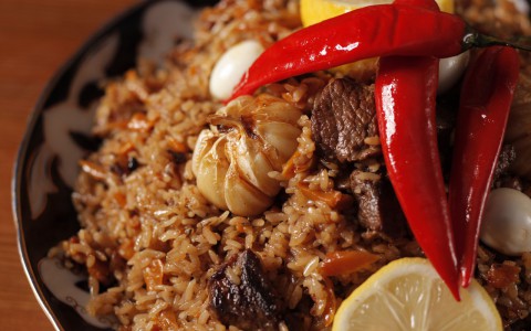 Нескучный weekend: фестиваль красок "Холи" и праздник плова