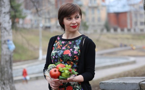 Мастер вкусных букетов: «Хотела стать полицейским, а сейчас составляю букеты из редиса, чеснока и граната»