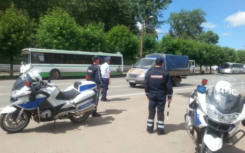 В выходные в Кирове автоинспекторы ловили пьяных водителей каждые 3,5 часа