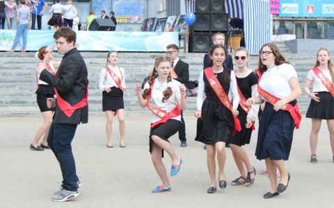 ЕГЭ в Кирове: сколько 100-балльников и какой предмет должен был сдавать всего 1 выпускник