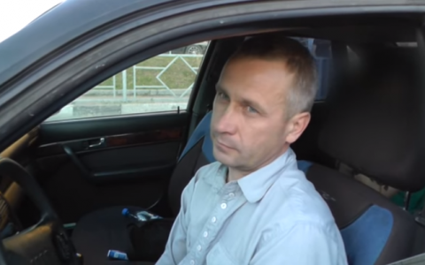 Появилось видео с места задержания пьяного сотрудника ГИБДД, ехавшего за рулем Audi