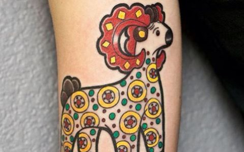 Тату по-вятски: дымковские орнаменты и код региона