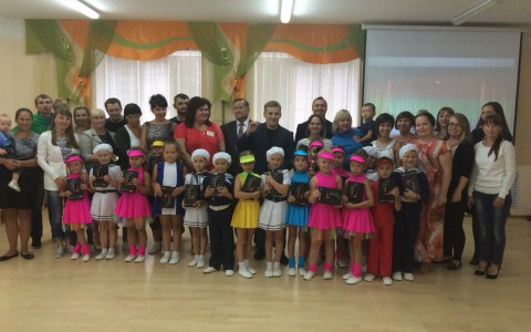 Максим Воронков поддержал юные таланты Кирова