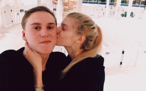 День поцелуя: 10 нежных, страстных и сладких поцелуев от кировчан