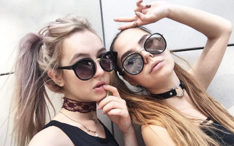 Четверг в Кирове: фрики, Шумахер за рулем и романтика полей