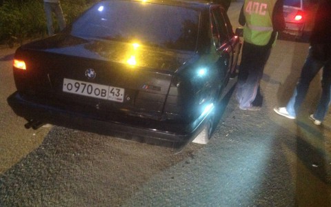 Видео: активисты «Ночного патруля» помогли поймать бесправника с пакетом растительного вещества в машине