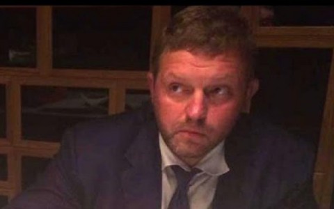 Губернатора Кировской области допросили впервые после ареста