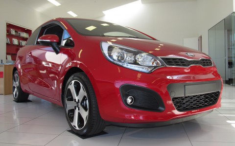 Программа "KIA Легко": купить новую иномарку за 7525 рублей в месяц