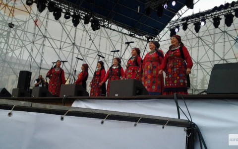 В августе в Кировскую область приедут Дед Мороз и "Бурановские бабушки"