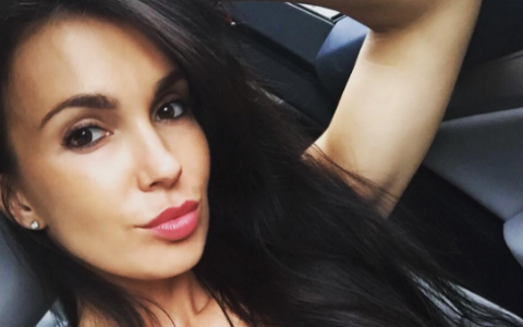 Среда в Кирове: пристальный взгляд и Белоснежка в стране коз