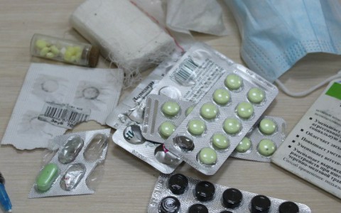 Три девушки отравились в Нововятске: кировчанки наглотались таблеток для больных ДЦП