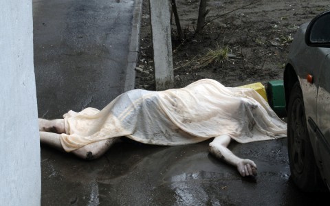 Подросток из Кировской области убил сестру: спустя 2 года мать семьи совершила суицид