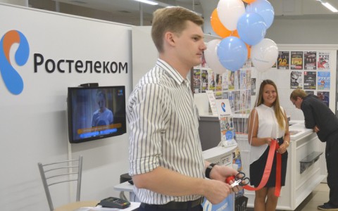 «Ростелеком» открыл в Кирове точку продаж и обслуживания в ЦУМе